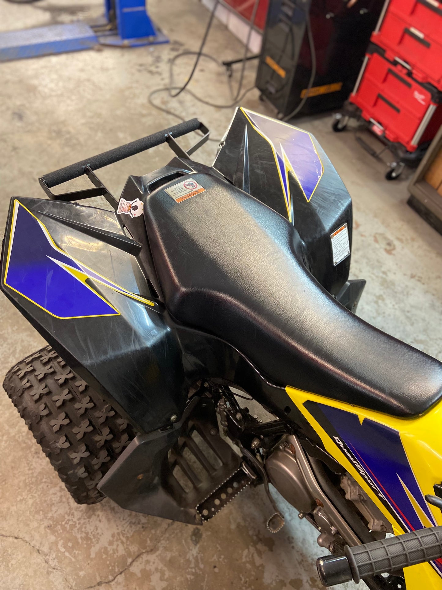 LTZ 400 (09-14) Grab Bar